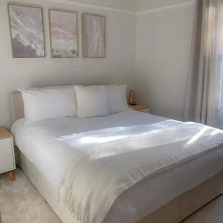 Luxury Townhouse Retreat In With Free Parking * Kendal