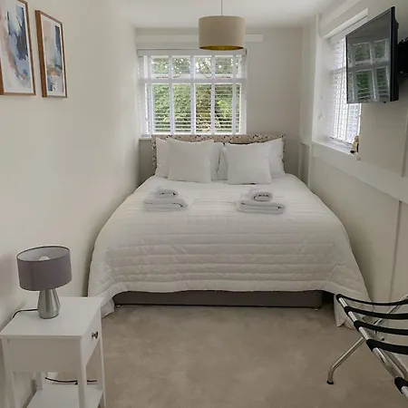 3-bed Victorian Townhouse, Sleeps 6, Garden, Free Parking Vakantiehuis Kendal