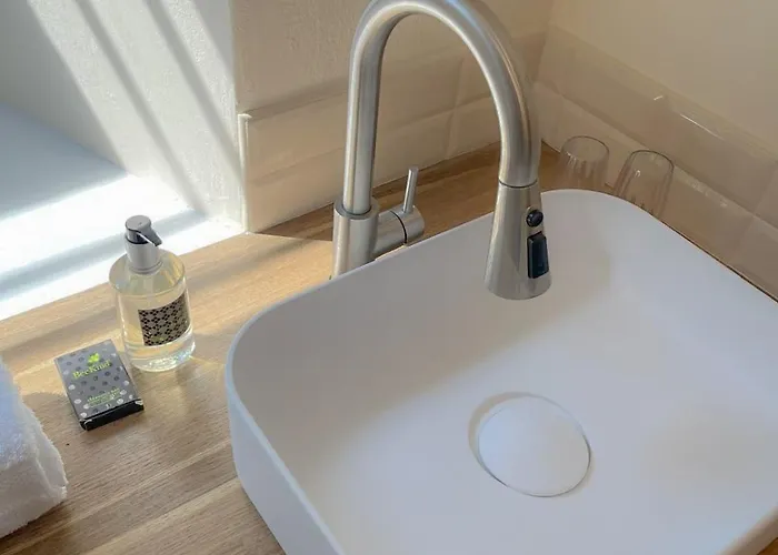 Ferienhaus 3-bed Victorian Townhouse, Town Centre, Free Parking