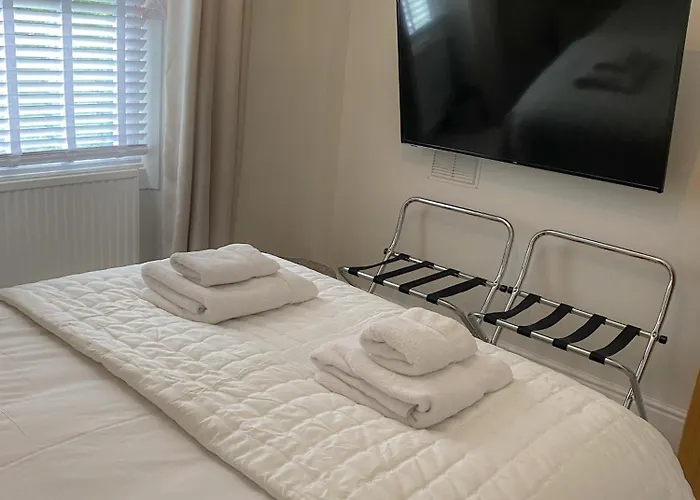 3-bed Victorian Townhouse, Town Centre, Free Parking Ferienhaus