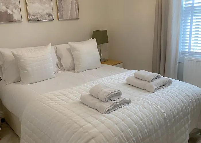 3-bed Victorian Townhouse, Town Centre, Free Parking Ferienhaus