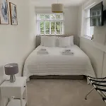 3-bed Victorian Townhouse, Town Centre, Free Parking Σπίτι διακοπών Κένταλ