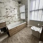 Σπίτι διακοπών 3-bed Victorian Townhouse, Town Centre, Free Parking